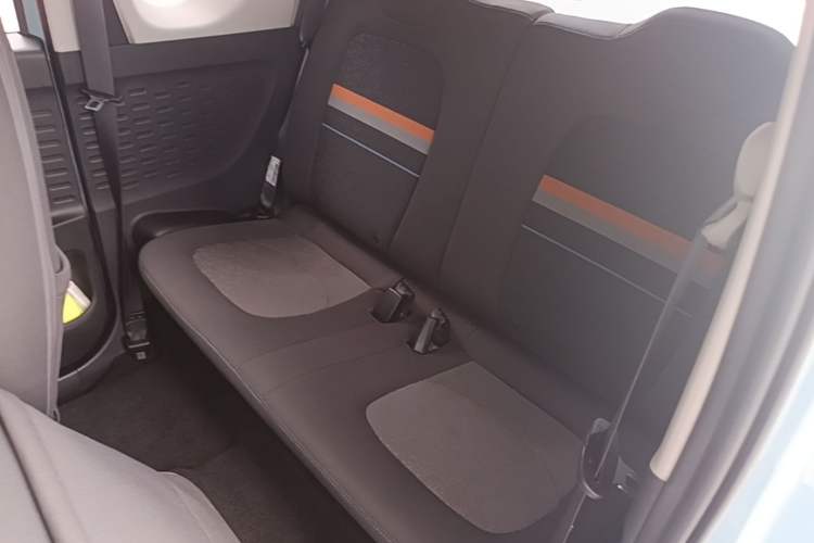 Used Wuling Hongguang MINIEV 2022 Macaron Fashion Model Lithium Iron Phosphate Left Rear Seat
