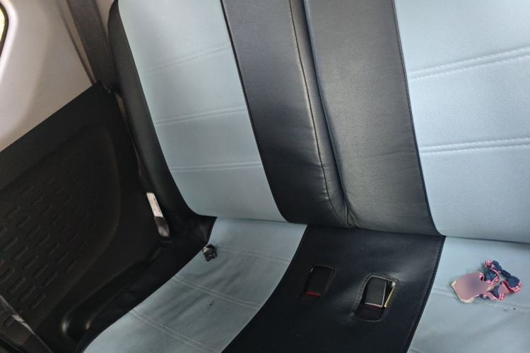 Used Wuling Hongguang MINIEV 2022 Zizai Version Lithium Iron Phosphate Left Rear Seat