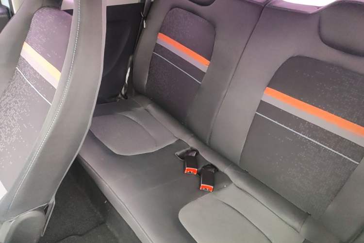 Used Wuling Hongguang MINIEV 2022 Zizai Version Lithium Iron Phosphate Left Rear Seat