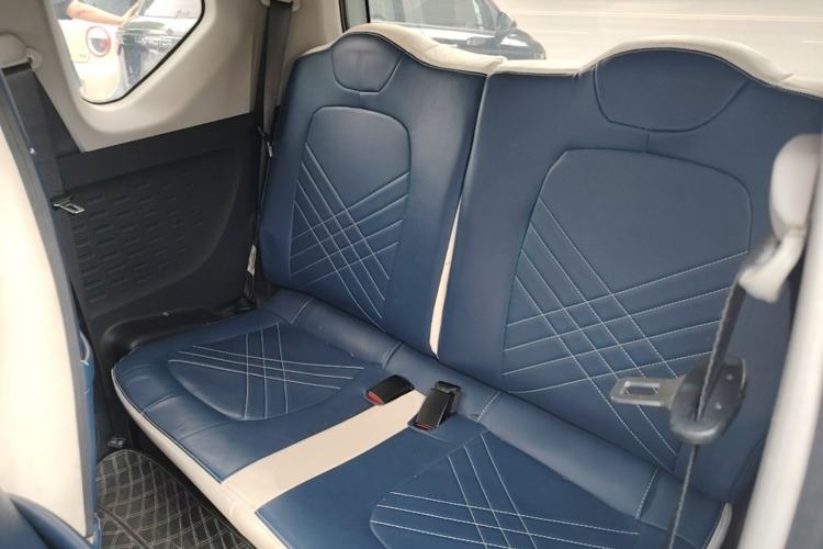 Used Wuling Hongguang MINIEV 2022 Zizai Version Lithium Iron Phosphate Left Rear Seat