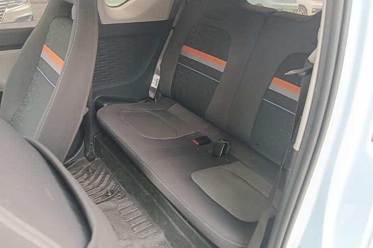 Used Wuling Hongguang MINIEV 2022 Zizai Version Lithium-NMC Left Rear Seat