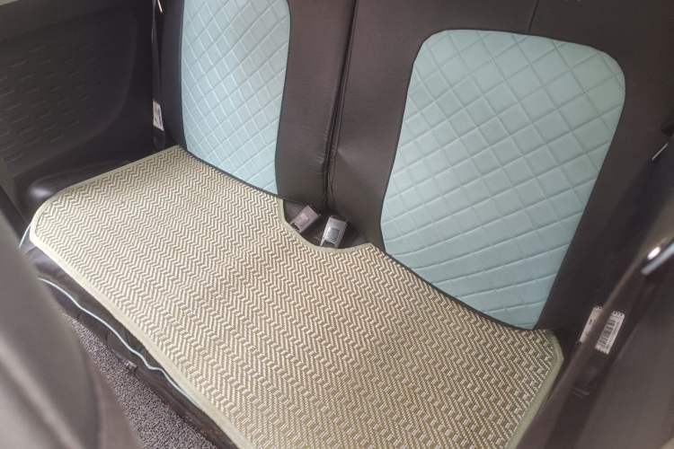 Used Wuling Hongguang MINIEV 2022 Easy Version Lithium Iron Phosphate Left Rear Seat