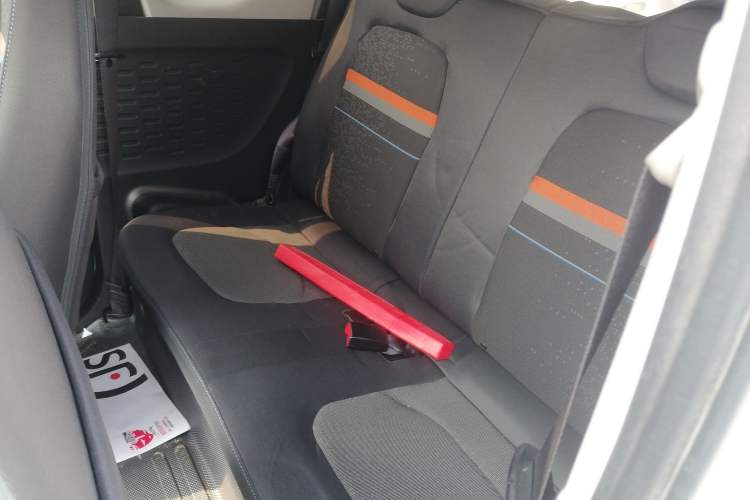 Used Wuling Hongguang MINIEV 2022 Easy Version Lithium Iron Phosphate Left Rear Seat