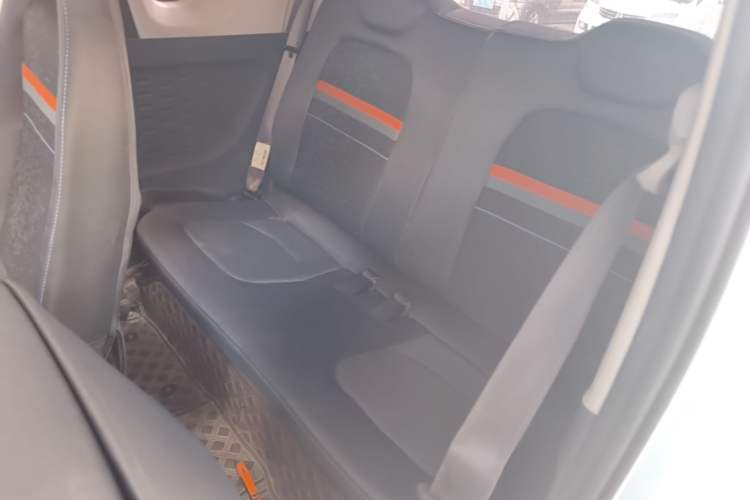 Used Wuling Hongguang MINIEV 2022 Easy Version Lithium Iron Phosphate Left Rear Seat