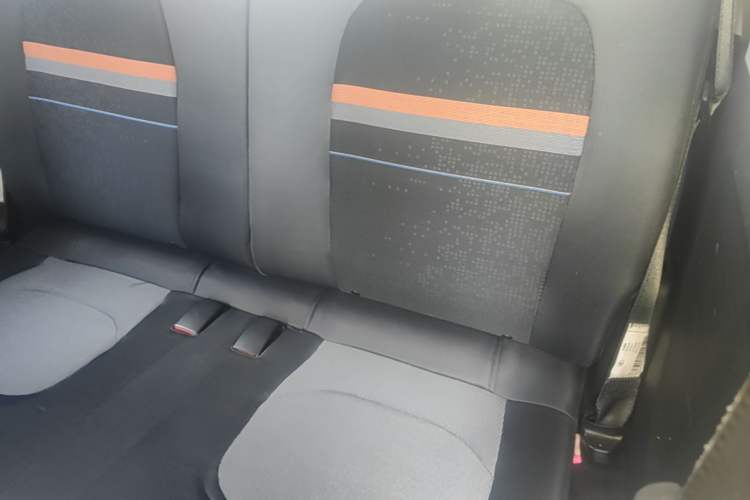 Used Wuling Hongguang MINIEV 2022 Zizai Version Lithium Iron Phosphate Left Rear Seat