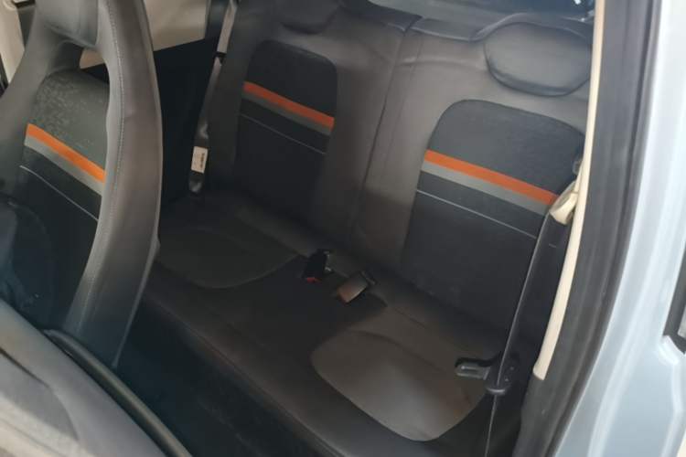 Used Wuling Hongguang MINIEV 2022 Zizai Version Lithium Iron Phosphate Left Rear Seat