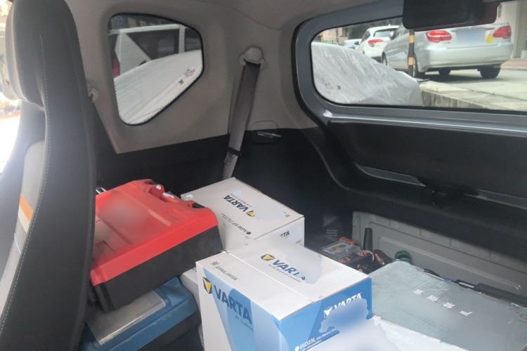 Used Wuling Hongguang MINIEV 2022 Macaron Fashion Edition Lithium-Nickel-Cobalt-Alpha-oxide Left Rear Seat