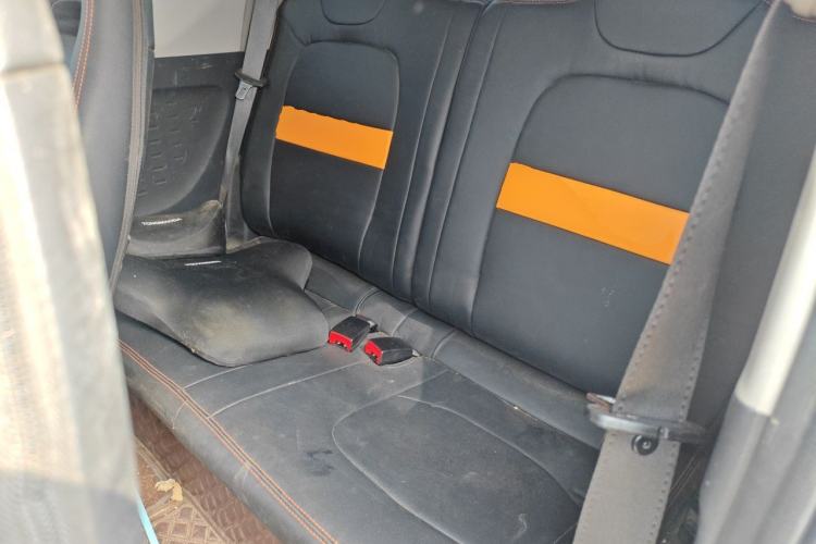 Used Wuling Hongguang MINIEV 2022 Zizai Version Lithium-NMC Left Rear Seat
