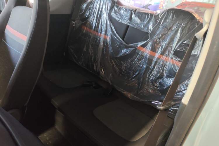 Used Wuling Hongguang MINIEV 2022 Easy Version Lithium Iron Phosphate Left Rear Seat