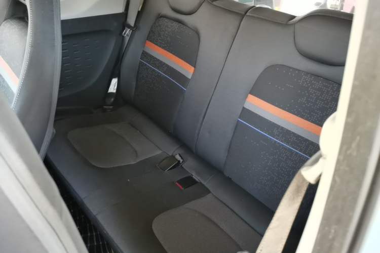 Used Wuling Hongguang MINIEV 2022 Zizai Version Lithium Iron Phosphate Left Rear Seat
