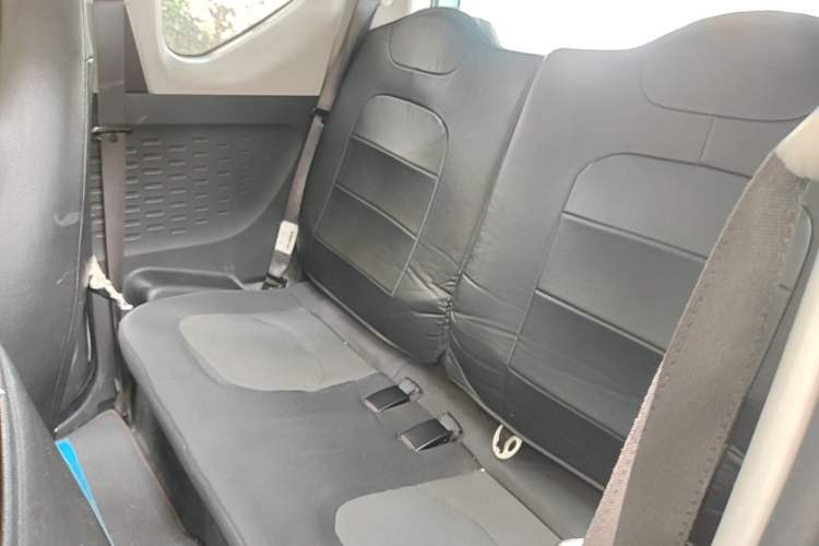 Used Wuling Hongguang MINIEV 2022 Zizai Version Lithium Iron Phosphate Left Rear Seat