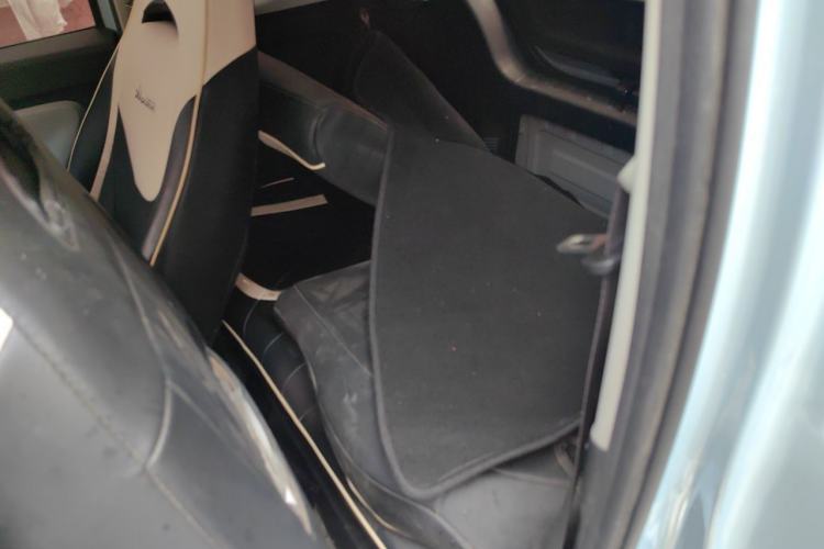 Used Wuling Hongguang MINIEV 2022 Zizai Version Lithium Iron Phosphate Left Rear Seat