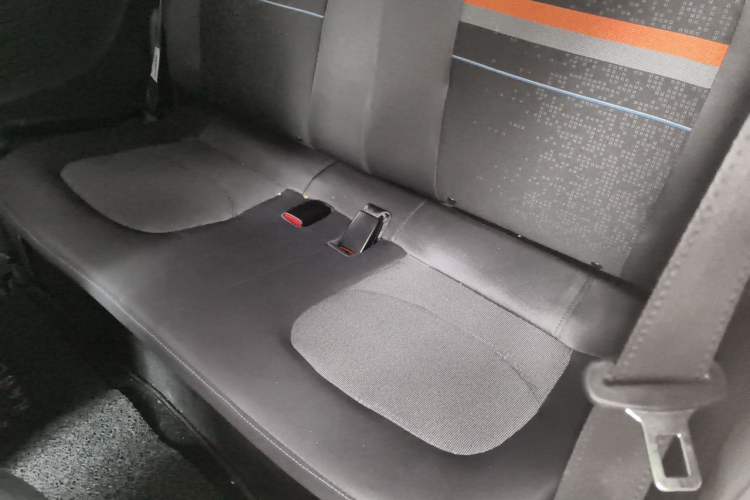 Used Wuling Hongguang MINIEV 2022 Zizai Version Lithium Iron Phosphate Left Rear Seat