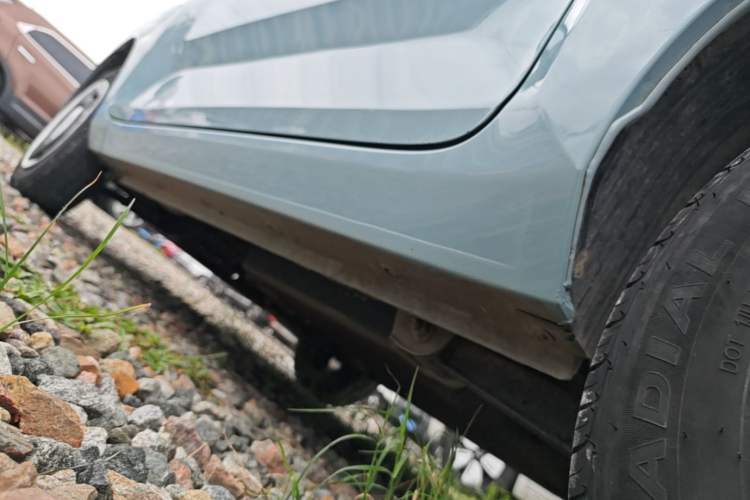 Used Wuling Hongguang MINIEV 2022 Zizai Version Lithium-NMC Left Side Sill