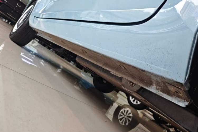 Used Wuling Hongguang MINIEV 2022 Zizai Version Lithium Iron Phosphate Left Side Sill