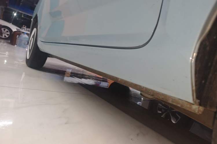 Used Wuling Hongguang MINIEV 2022 Zizai Version Lithium Iron Phosphate Left Side Sill