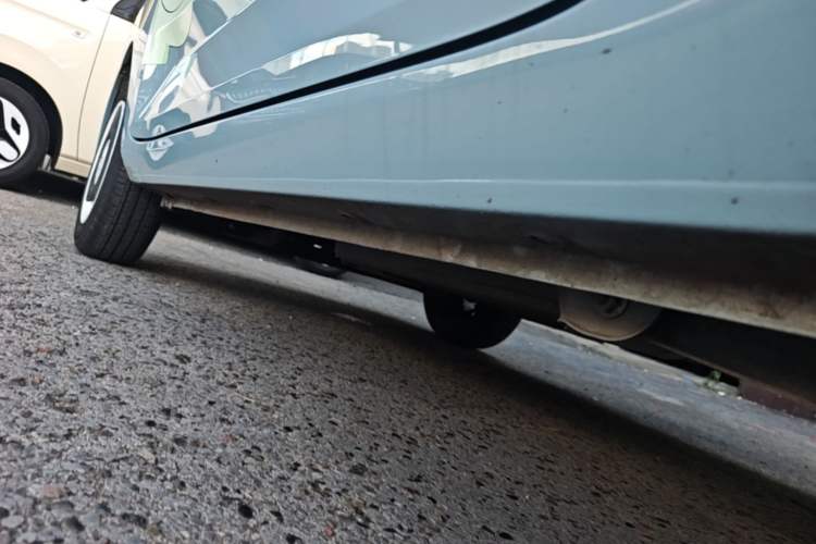 Used Wuling Hongguang MINIEV 2022 Zizai Version Lithium Iron Phosphate Left Side Sill