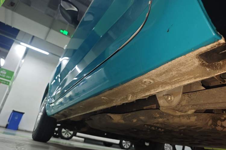Used Wuling Hongguang MINIEV 2022 Zizai Version Lithium Iron Phosphate Left Side Sill