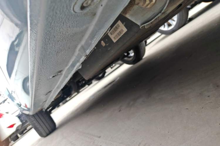 Used Wuling Hongguang MINIEV 2022 Zizai Version Lithium Iron Phosphate Left Side Sill