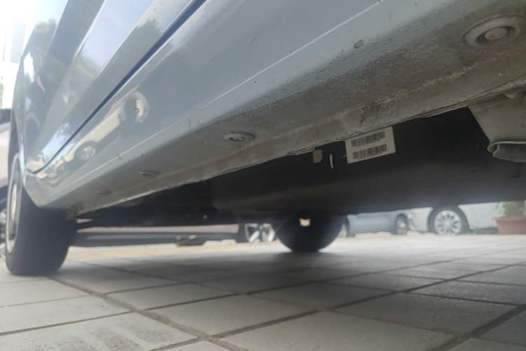 Used Wuling Hongguang MINIEV 2022 Zizai Version Lithium Iron Phosphate Left Side Sill