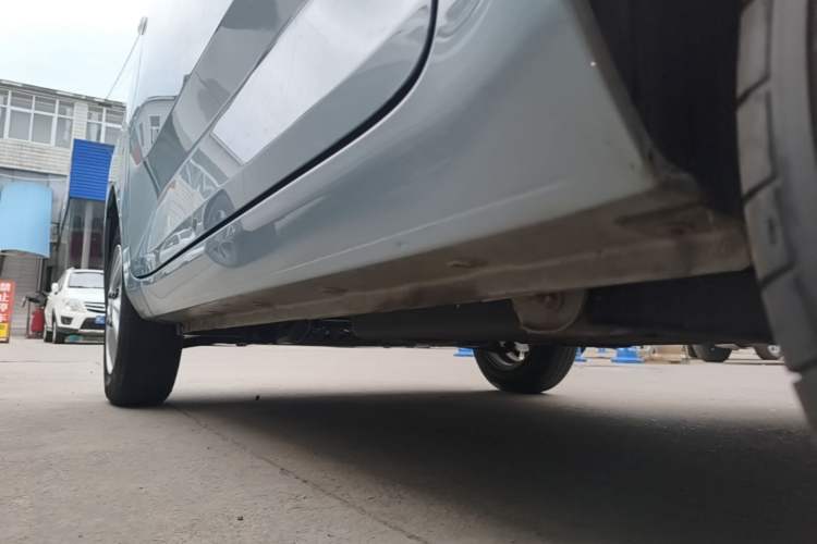 Used Wuling Hongguang MINIEV 2022 Zizai Version Lithium Iron Phosphate Left Side Sill