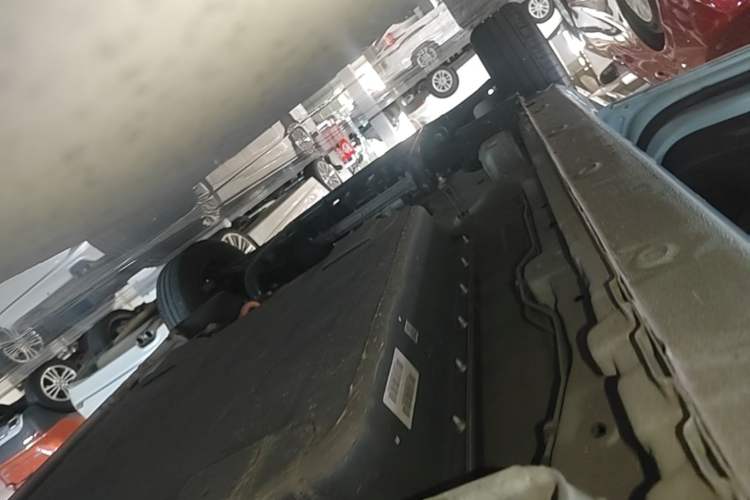 Used Wuling Hongguang MINIEV 2022 Zizai Version Lithium-NMC Left Side Sill