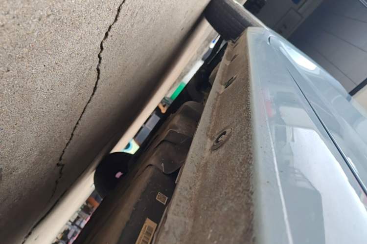 Used Wuling Hongguang MINIEV 2022 Macaron Premium Model – Lithium Iron Phosphate Left Side Sill