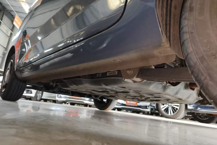 Used Wuling Hongguang MINIEV 2022 Macaron Premium Model – Lithium Iron Phosphate Left Side Sill