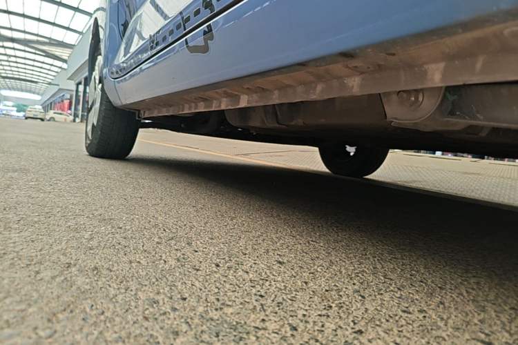 Used Wuling Hongguang MINIEV 2022 Macaron Premium Model – Lithium Ternary Battery Left Side Sill