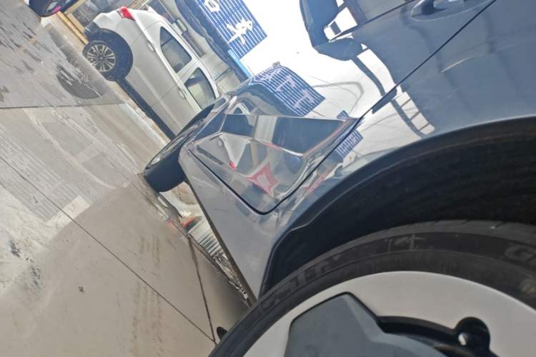 Used Wuling Hongguang MINIEV 2022 Macaron Premium Model – Lithium Iron Phosphate Left Side Sill