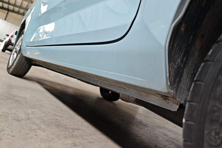 Used Wuling Hongguang MINIEV 2022 Zizai Version Lithium Iron Phosphate Left Side Sill