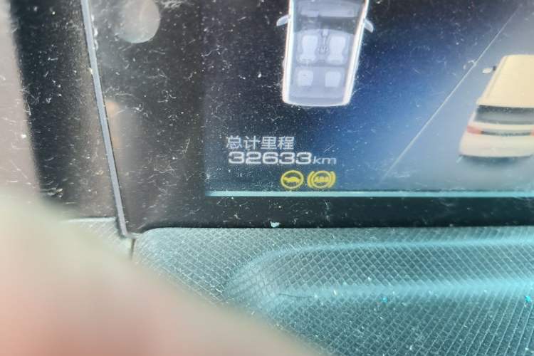 Used Wuling Hongguang MINIEV 2022 Easy Version Lithium Iron Phosphate Odometer Close Up