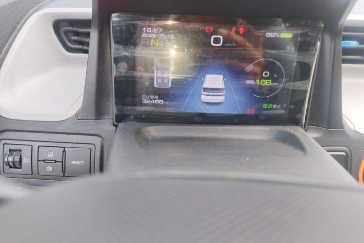 Used Wuling Hongguang MINIEV 2022 Enjoy Edition Lithium Iron Phosphate Odometer Close Up