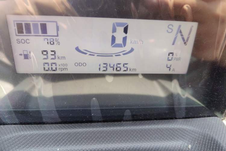 Used Wuling Hongguang MINIEV 2022 Macaron Fashion Model Lithium Iron Phosphate Odometer Close Up
