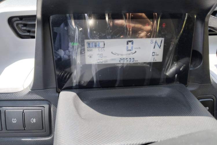 Used Wuling Hongguang MINIEV 2022 Easy Version Lithium Iron Phosphate Odometer Close Up