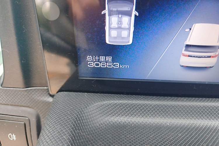 Used Wuling Hongguang MINIEV 2022 Macaron Fashion Model Lithium Iron Phosphate Odometer Close Up