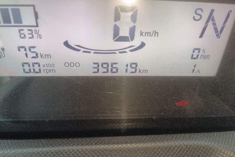 Used Wuling Hongguang MINIEV 2022 Easy Version Lithium Iron Phosphate Odometer Close Up
