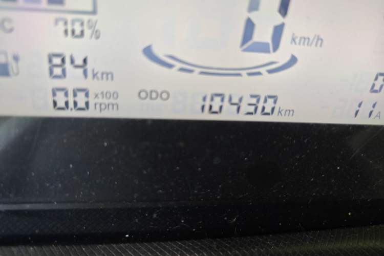 Used Wuling Hongguang MINIEV 2022 Easy Version Lithium Iron Phosphate Odometer Close Up