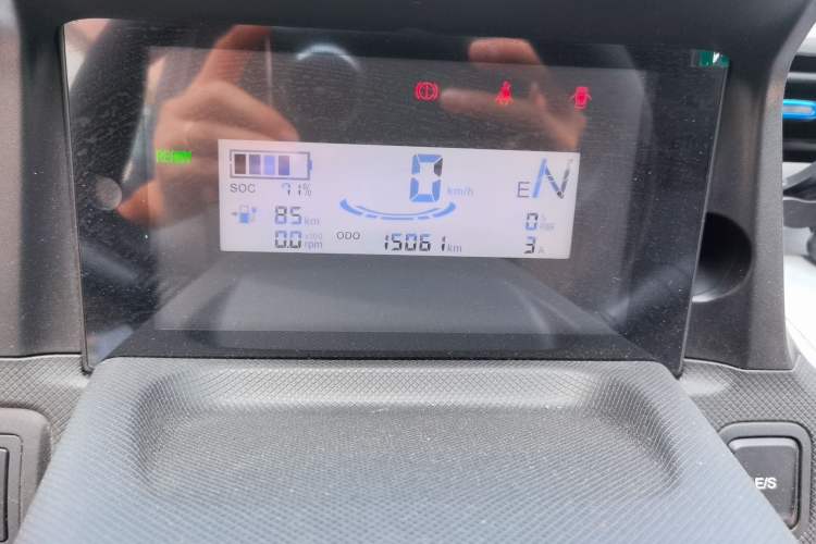Used Wuling Hongguang MINIEV 2022 Easy Version Lithium Iron Phosphate Odometer Close Up