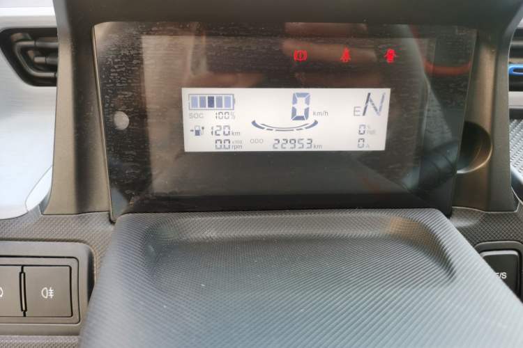 Used Wuling Hongguang MINIEV 2022 Easy Version Lithium Iron Phosphate Odometer Close Up