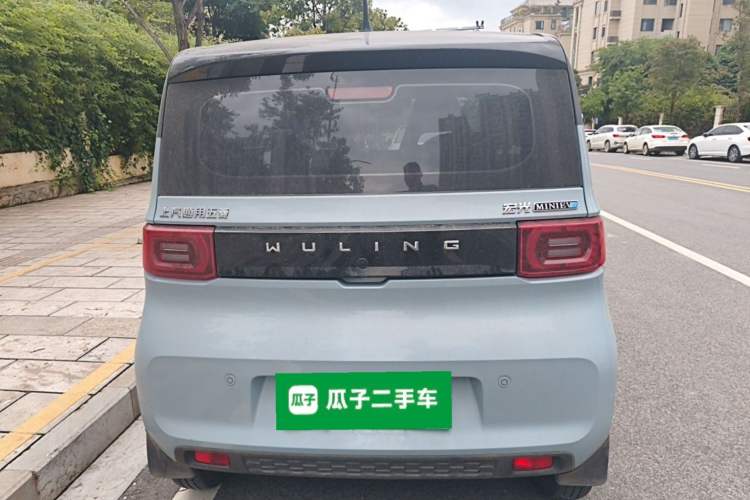 Used Wuling Hongguang MINIEV 2022 Macaron Fashion Model Lithium Iron Phosphate Rear