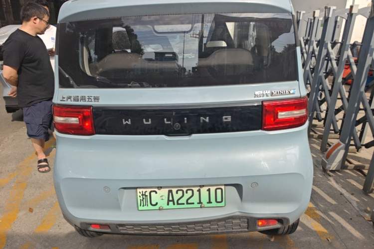 Used Wuling Hongguang MINIEV 2022 Easy Version Lithium Iron Phosphate Rear
