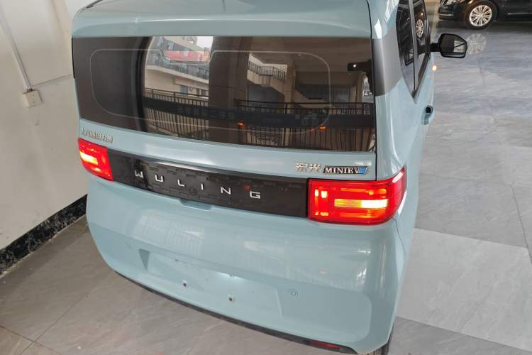 Used Wuling Hongguang MINIEV 2022 Zizai Version Lithium Iron Phosphate Rear