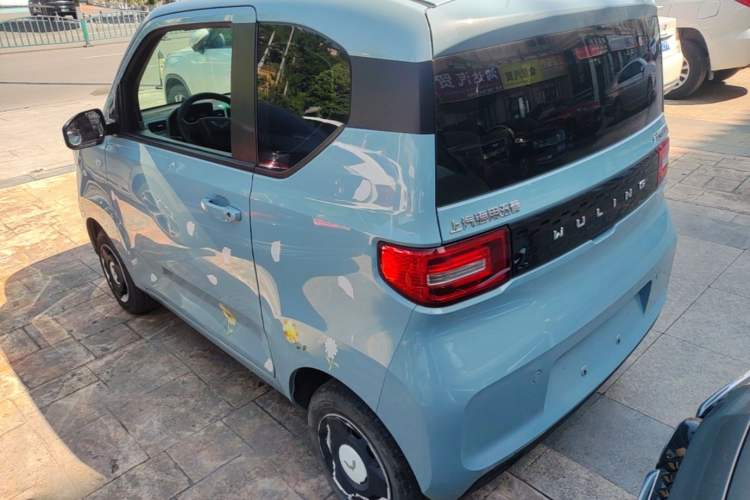 Used Wuling Hongguang MINIEV 2022 Macaron Fashion Model Lithium Iron Phosphate Rear Left 45 Deg