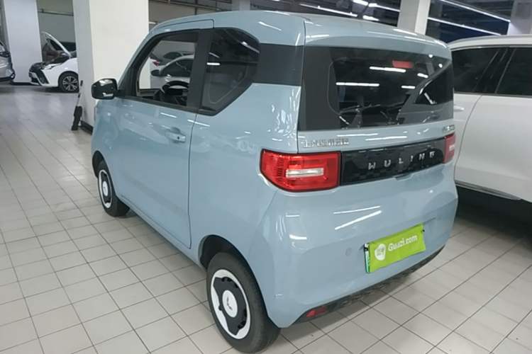 Used Wuling Hongguang MINIEV 2022 Macaron Fashion Model Lithium Iron Phosphate Rear Left 45 Deg