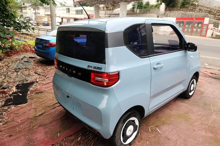 Used Wuling Hongguang MINIEV 2022 Zizai Version Lithium Iron Phosphate Rear Right 45 Deg