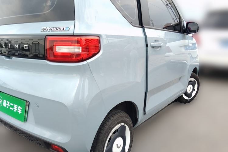 Used Wuling Hongguang MINIEV 2022 Zizai Version Lithium Iron Phosphate Rear Right 45 Deg