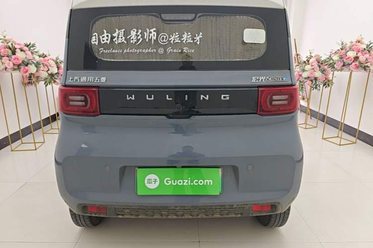 Used Wuling Hongguang MINIEV 2022 Macaron Fashion Edition Lithium-Nickel-Cobalt-Alpha-oxide Rear