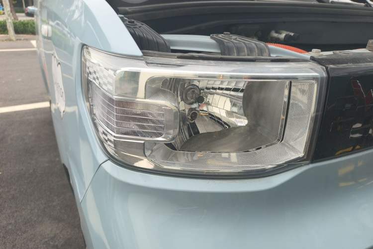 Used Wuling Hongguang MINIEV 2022 Easy Version Lithium Iron Phosphate Right Front Headlight