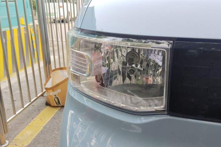 Used Wuling Hongguang MINIEV 2022 Easy Version Lithium Iron Phosphate Right Front Headlight